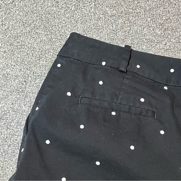 Talbots Polka Dot Chino Shorts Womens Size 10 Black Mid Rise Casual - Picture 7 of 9